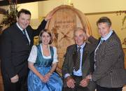 Weintaufe 2015 Steinhauer 02.jpg,Weintaufe 2015 Familie 01.jpg,Weintaufe 2015 Promis